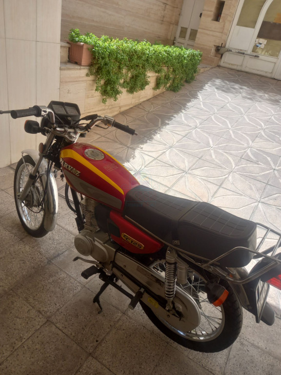 موتور هندا تمیز