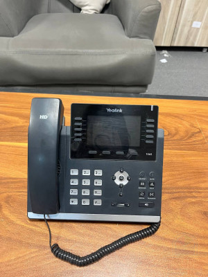 راه‌اندازی و پشتیبانی سیستم VOIP و تلفن تحت شبکه
