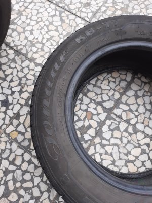 لاستیک 205/60/15